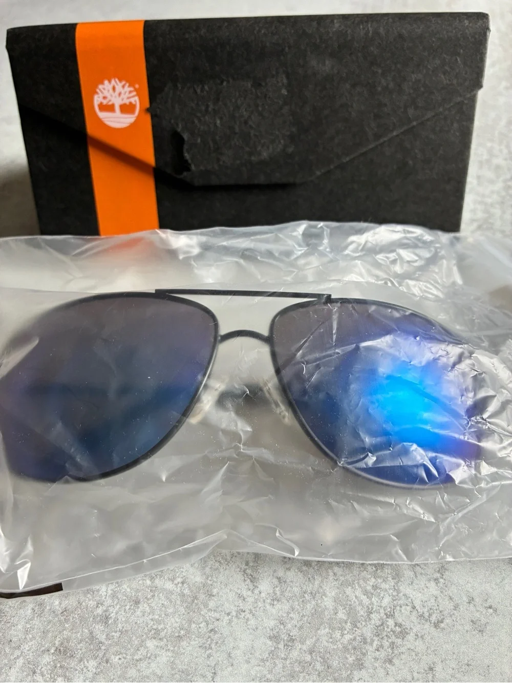 Timberland TB7268 Aviator Sunglasses Blue Mirror Lenses Black Frame
